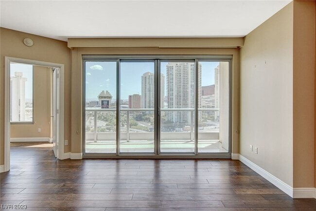 Building Photo - 222 Karen Ave