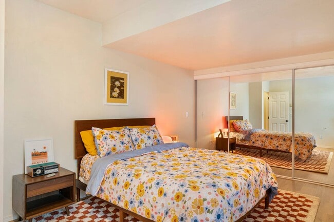 Building Photo - 14210 56th Ave S