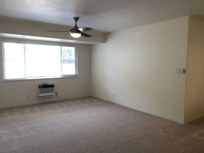 Building Photo - Lalea at Hawaii Kai 2 Bdrm., .1 bath, 2 un...