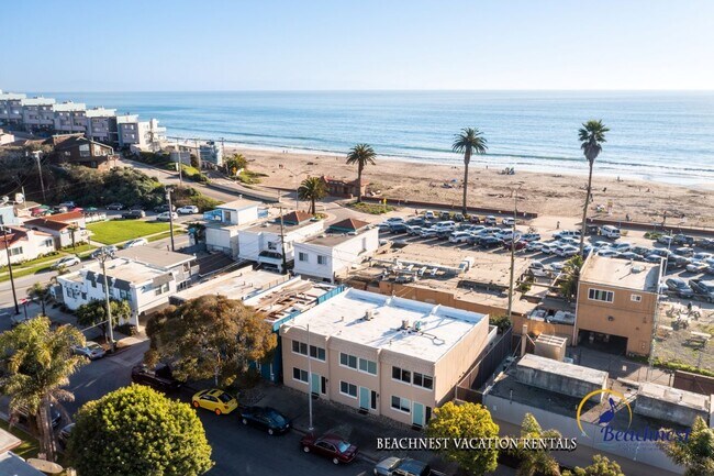 Building Photo - 112 Marina Ave