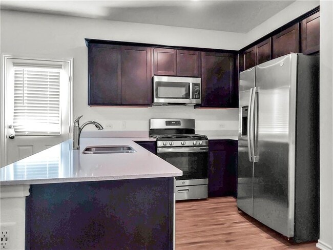 Building Photo - 251 Geode Glen