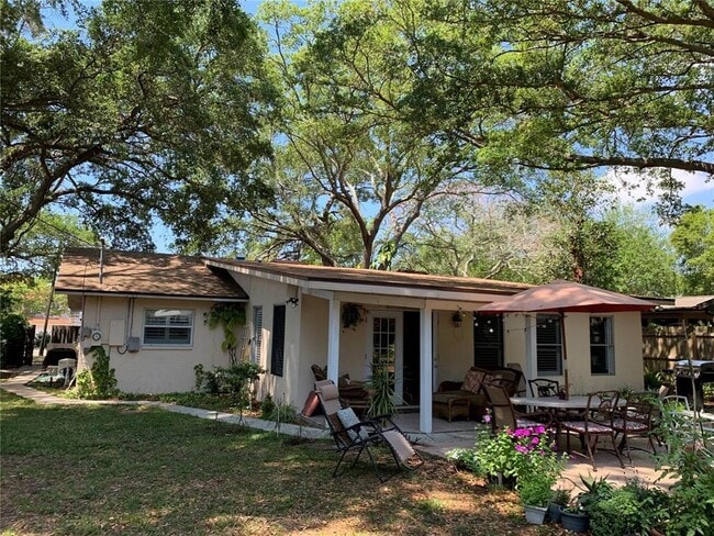 Building Photo - 6331 Gulfport Blvd S