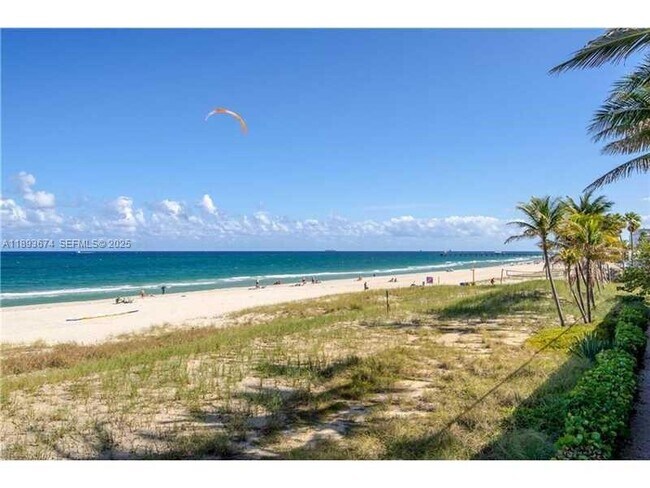 Building Photo - 4228 N Ocean Dr