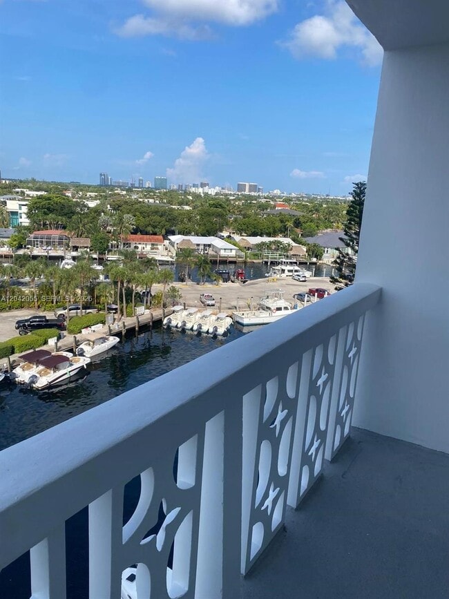 Building Photo - 13155 Ixora Ct