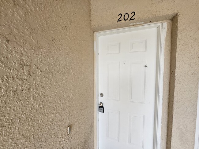 Building Photo - 13438 Fairway Glen Dr