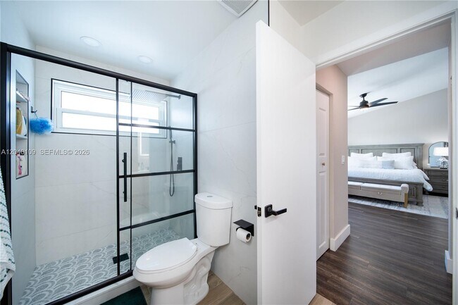 Building Photo - 754 NW 154th Ave