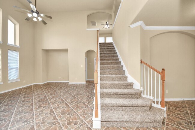 Building Photo - 4607 Aspen Leaf Ln