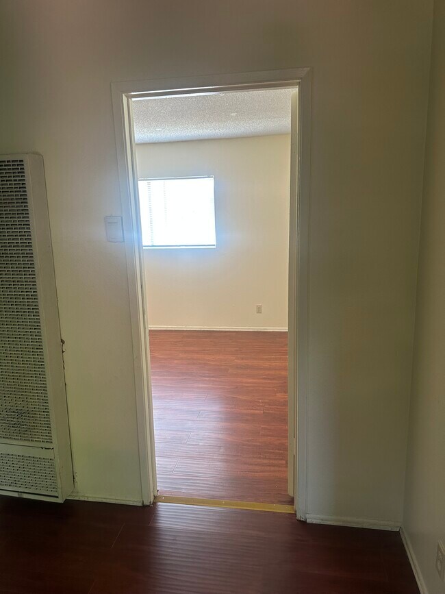Building Photo - 15524 Sherman Way