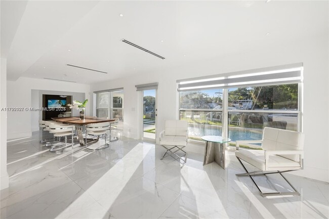 Building Photo - 12940 Auralia Rd