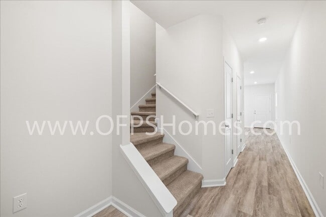 Building Photo - Home in the heart of Niceville