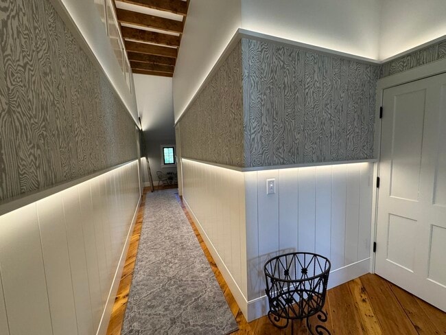 Building Photo - 57 Taconic Rd