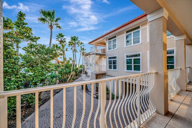 Building Photo - 6406 Gulf Dr