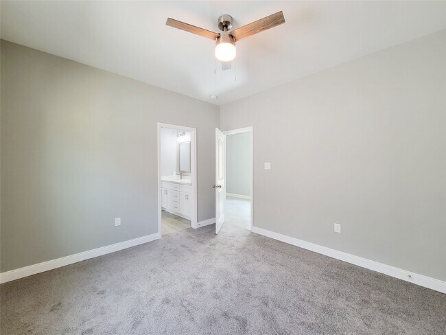 Building Photo - 4514 Maggie St