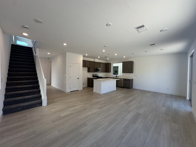 Building Photo - 10273 Digby Fine St