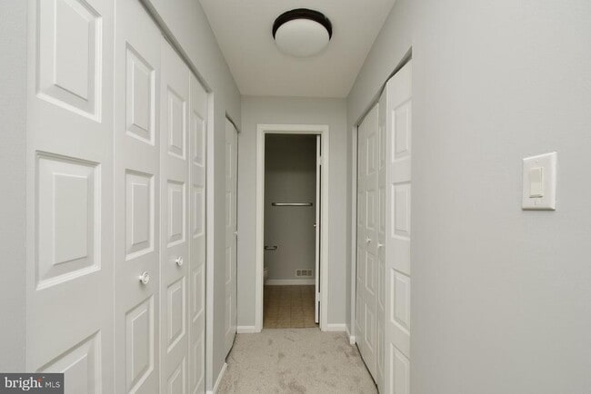 Building Photo - 7517 Belle Grae Dr