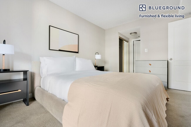 Building Photo - 2140 L St NW