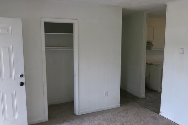 Building Photo - 216 Bonita Ln