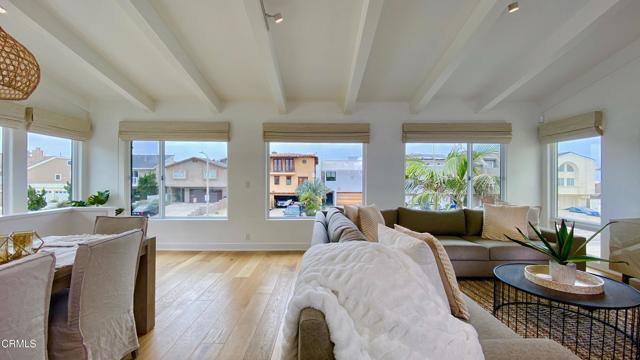 Building Photo - 1600 Ocean Dr