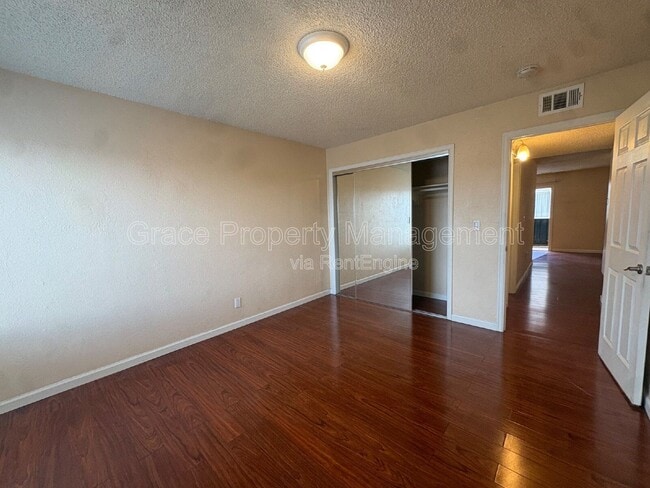 Building Photo - 10782 E Exposition Ave