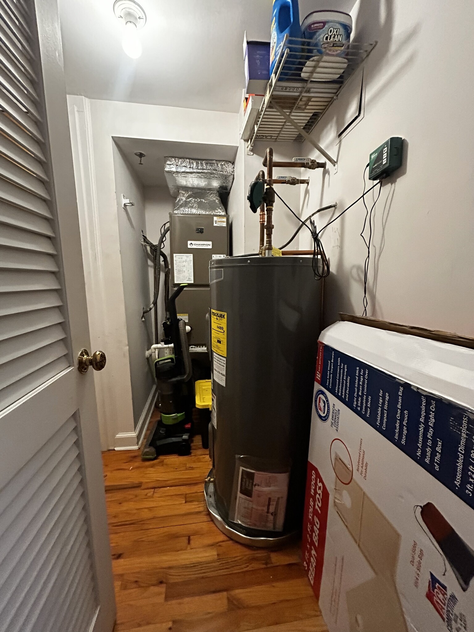 utilithy room - 134 Washington St