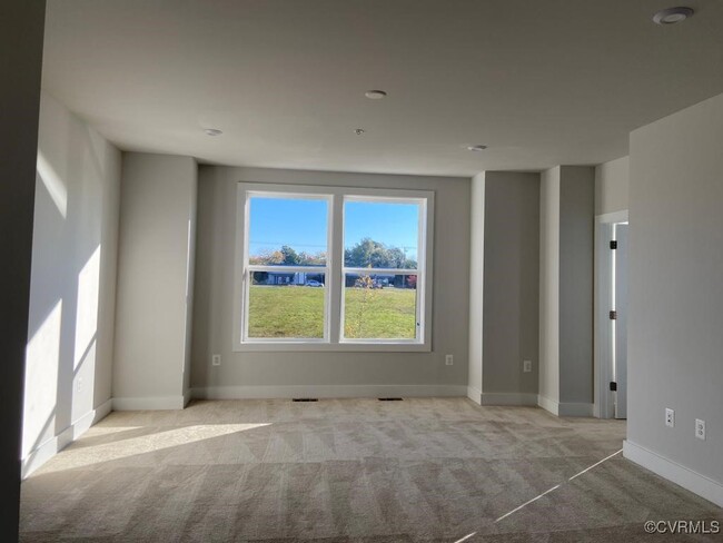 Building Photo - 2759 Acadia Dr