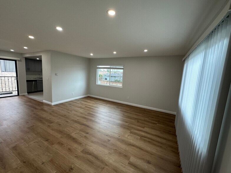 Building Photo - 1511 257th St