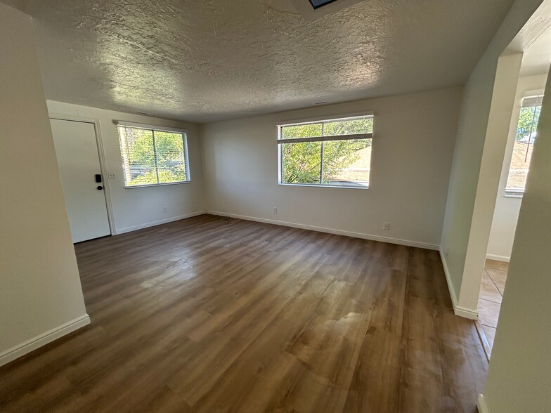 Building Photo - 3691 S 3325 W