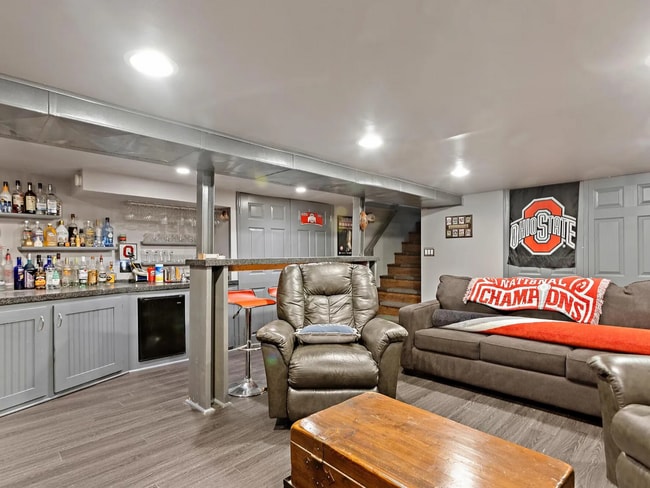 Building Photo - 170 Letchworth Ave