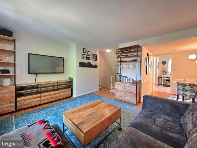 Building Photo - 2805 Balliett Ct