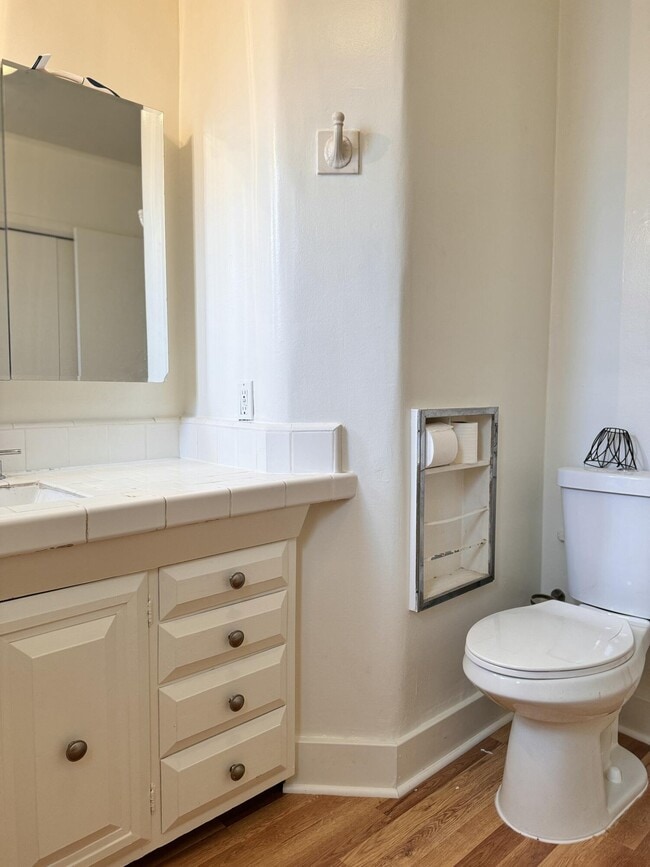 Building Photo - 2779 Lakewood Ave N