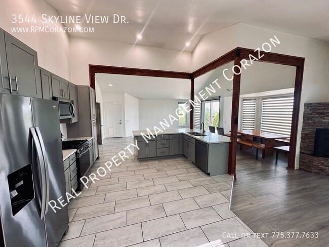 Building Photo - 3544 Skyline View Dr