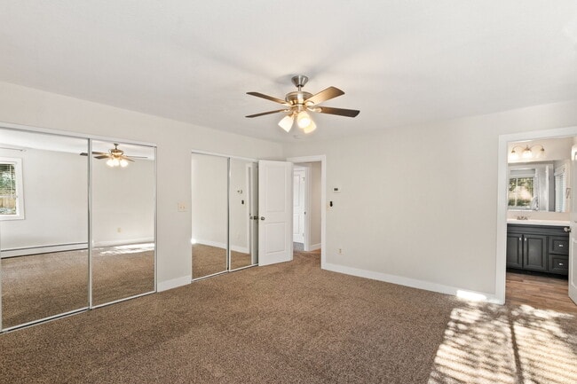 Building Photo - 2407 Virgo Dr