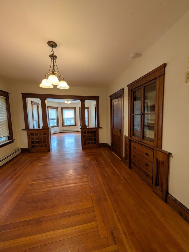 Building Photo - 18-20 Green Street