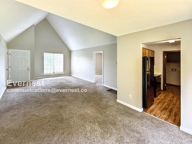 Building Photo - 8021 Marsh Mountain Rd