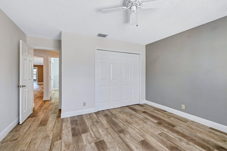 Building Photo - 2075 NW 15th Pl