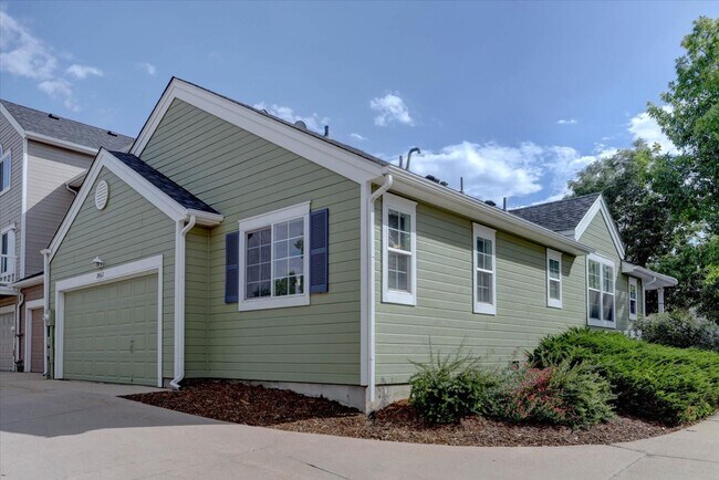 Building Photo - 2462 Concord Cir