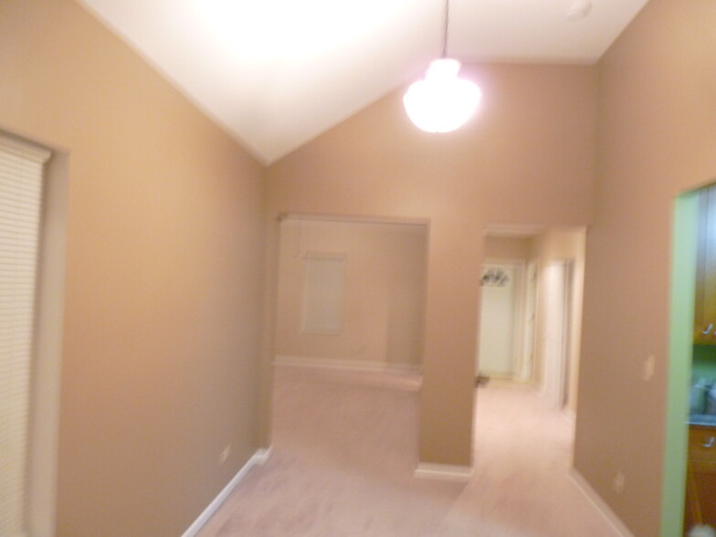 Dining Room - 1236 S Washington St