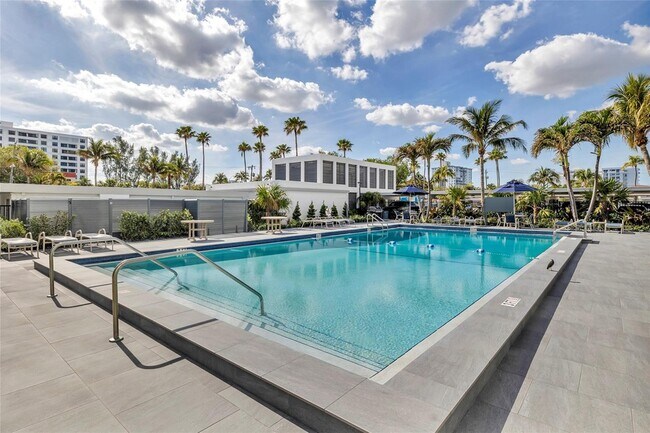 Building Photo - 1610 N Ocean Blvd