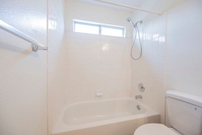 Building Photo - Honey, I’m Home! This Lovely 3 Bedroom, Two-Story Home Is Located In Summerlin.