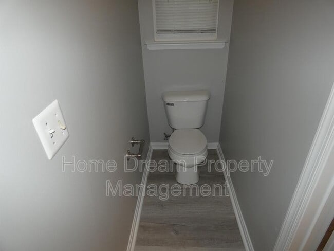 Building Photo - 5408 Veld Ct