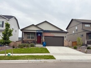 Building Photo - 909 William Wy