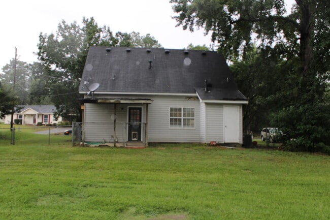 Building Photo - 810 S Willowick Dr