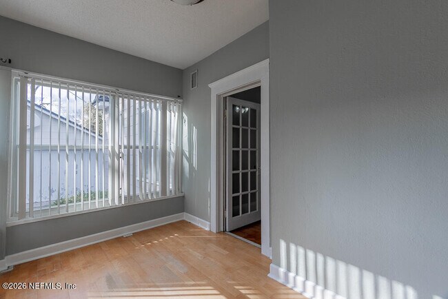 Building Photo - 1072 Brown St