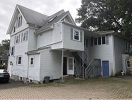 Building Photo - 153 Walnut St