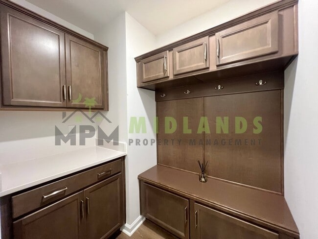 Building Photo - 333 Canary Grass Ct