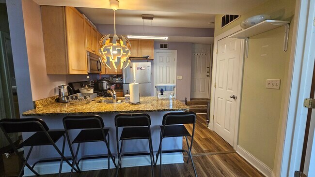 Dining Room - 4966 N Spaulding Ave