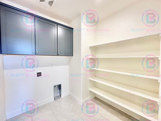 Building Photo - 6996 Mount Nimba St