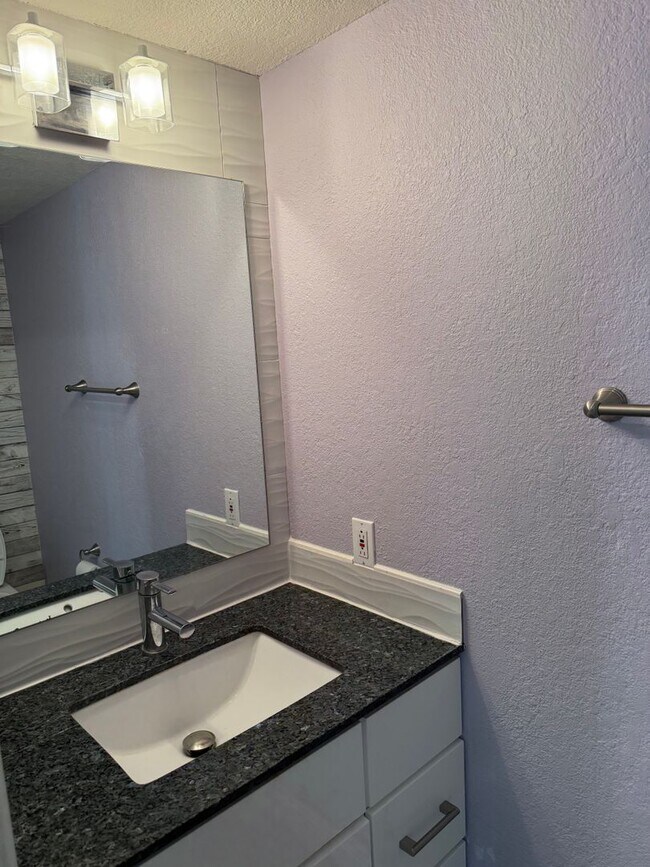 Building Photo - 32625 Lake Mead Dr