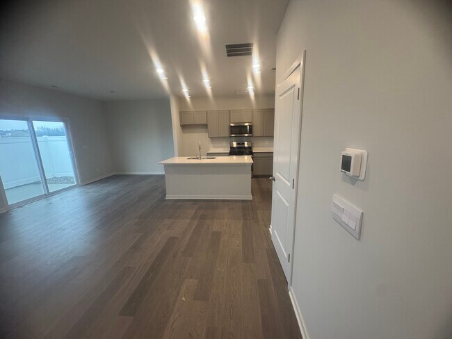 Building Photo - 6296 Marinelli Dr S