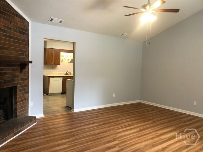 Building Photo - 120 Harmon Creek Dr